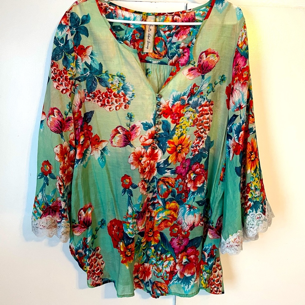 Aratta silent journey top